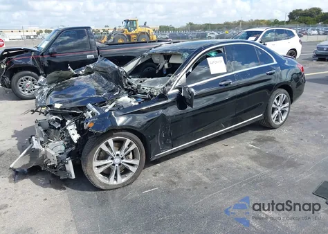 2016 Mercedes-Benz C 300 from USA, damaged, VIN 55SWF4JB0GU173754